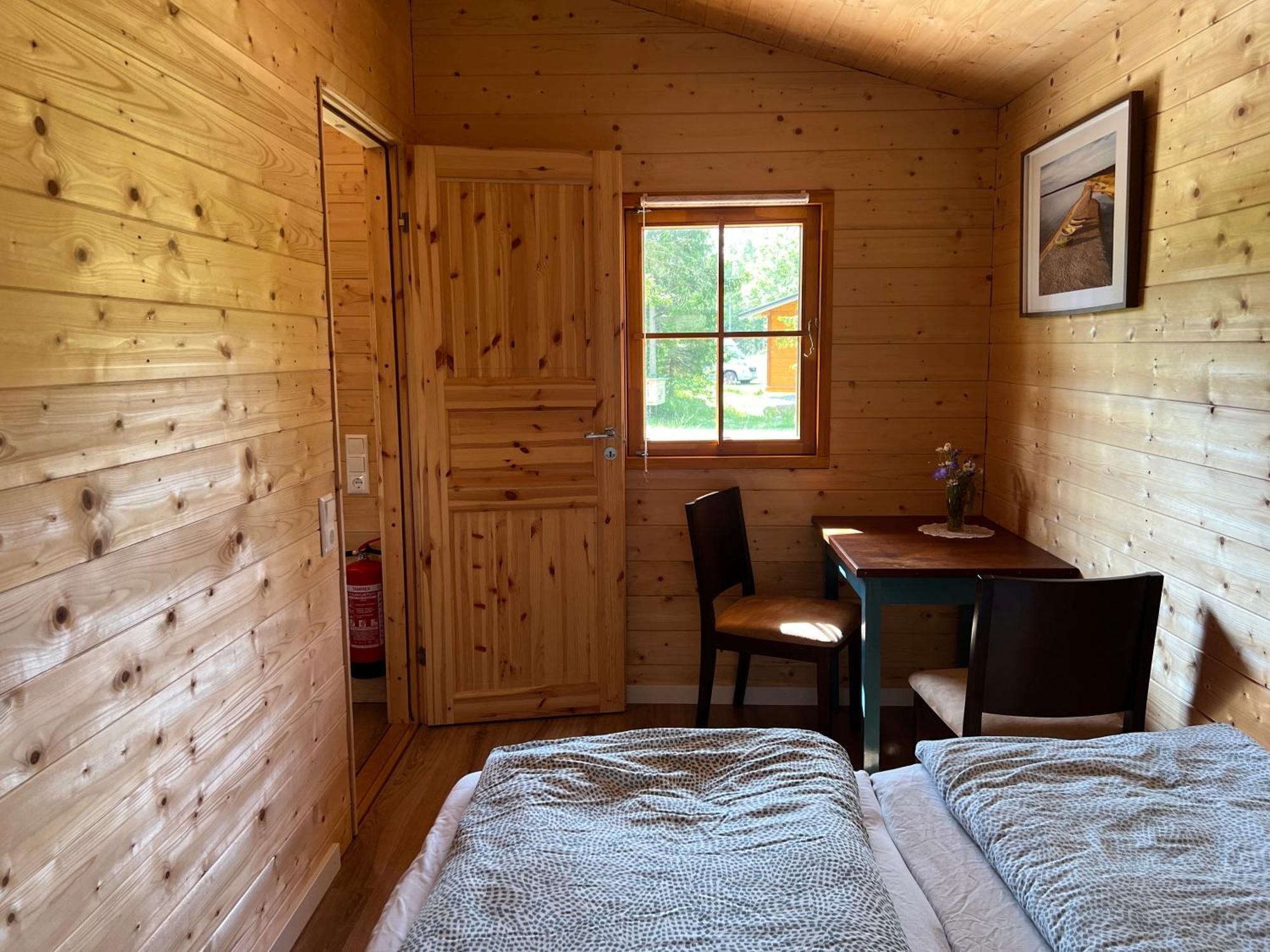 Marika Puhkekuela - Metsanurga Oeoemaja "Shared Bathroom" Nova Exterior foto